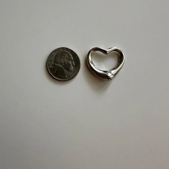 Tiffany & Co Elsa Peretti Open Heart Pendant 27mm - Picture 12 of 13